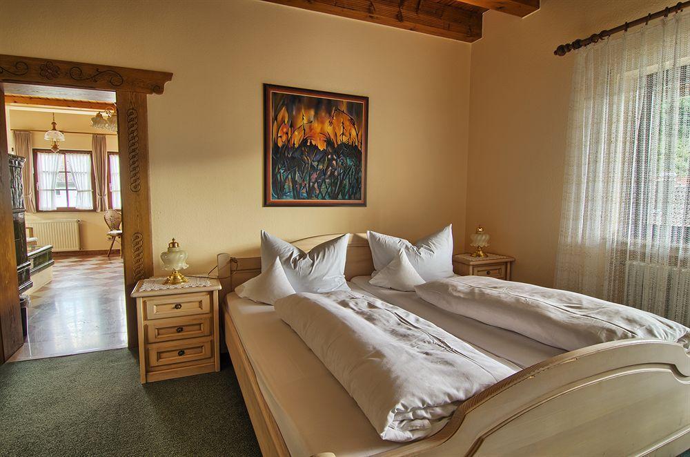 Hotel Hirsch Bad Peterstal-Griesbach Esterno foto
