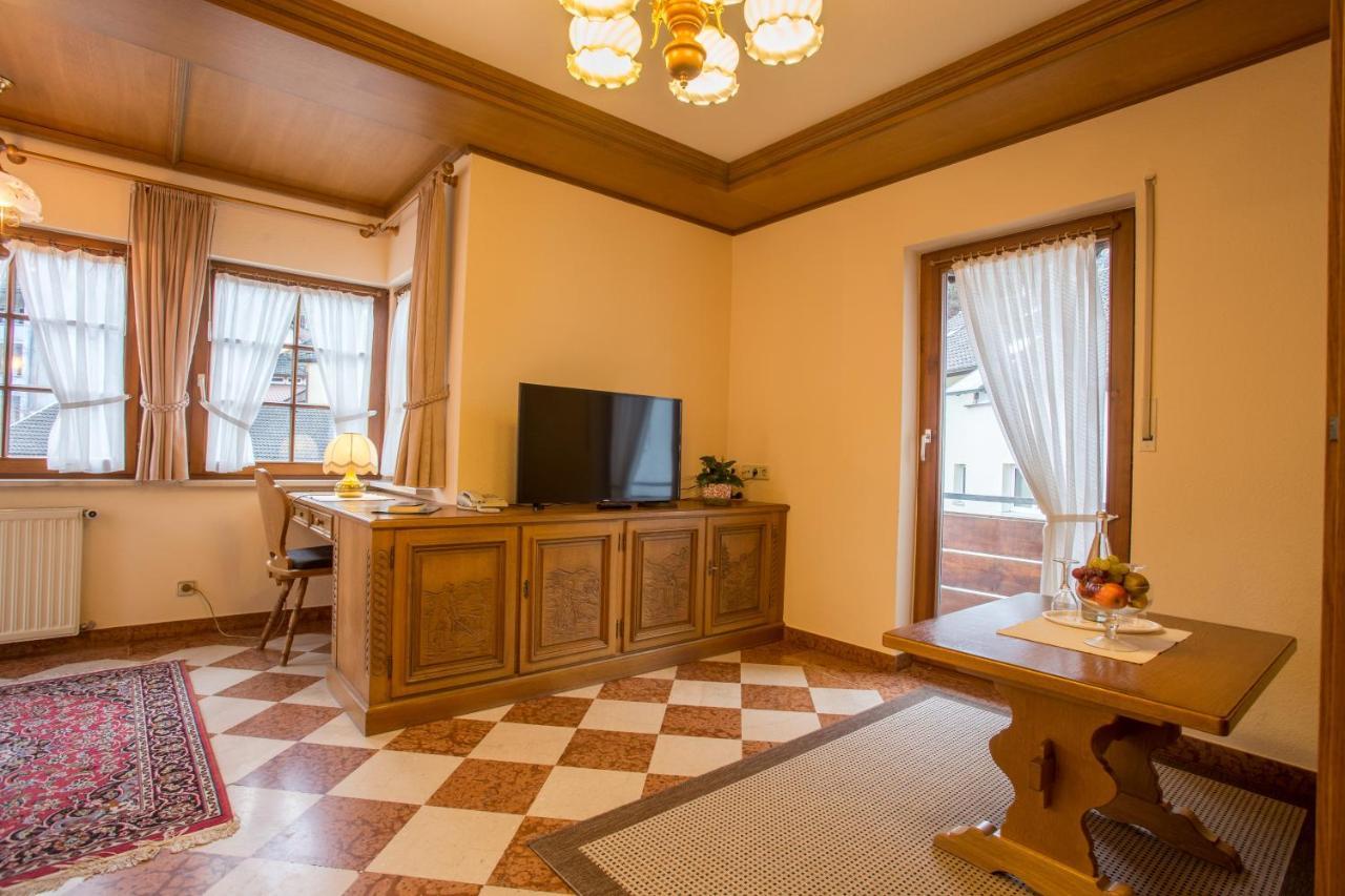 Hotel Hirsch Bad Peterstal-Griesbach Esterno foto