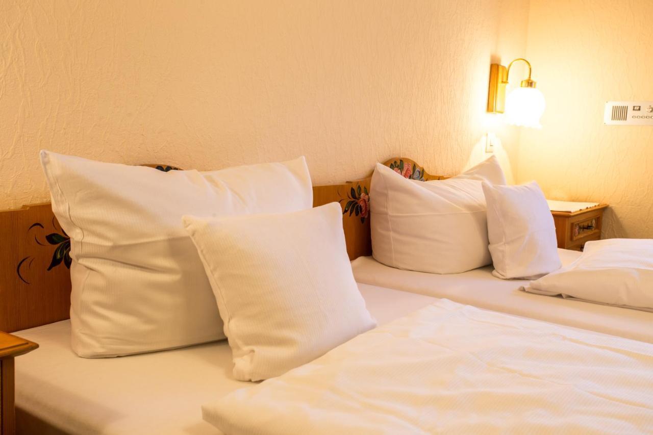 Hotel Hirsch Bad Peterstal-Griesbach Esterno foto